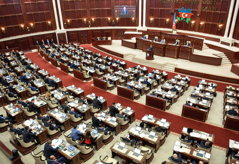 Milli Məclis Prezident İlham Əliyev və Birinci vitse-prezident Mehriban Əliyevaya təbrik məktubu ünvanlayıb