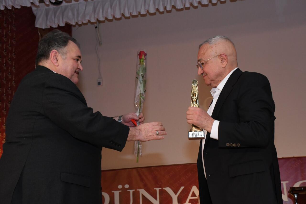 Киноакадемия Азербайджана провела торжественную церемонию награждения "Qızıl Pəri – 2025"