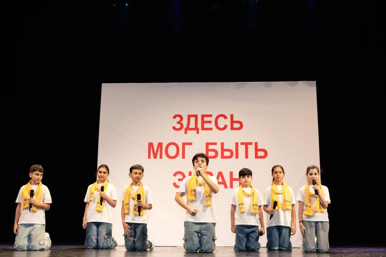 В Баку разгорелась битва смеха и креатива Юниор Лиги КВН сезона 2025–2026