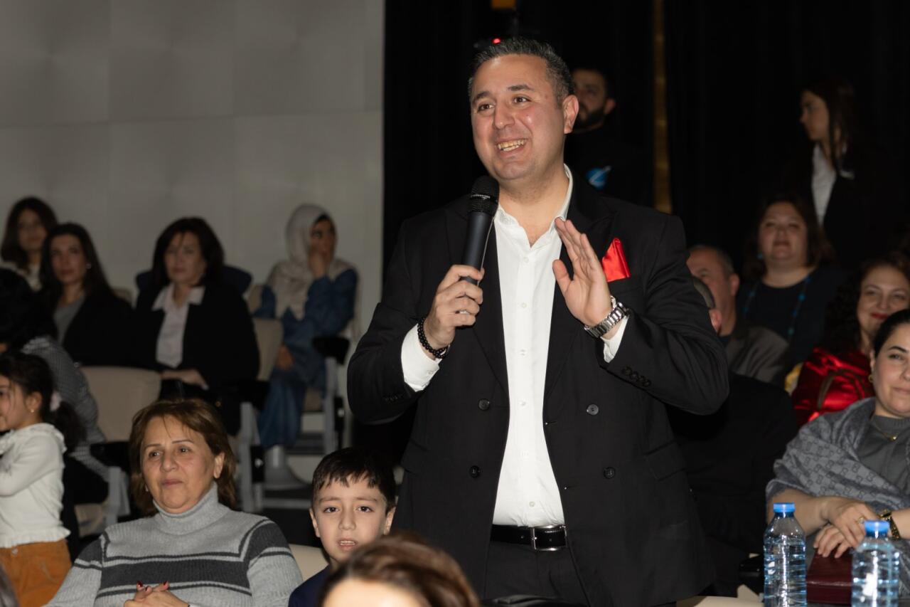 В Баку разгорелась битва смеха и креатива Юниор Лиги КВН сезона 2025–2026