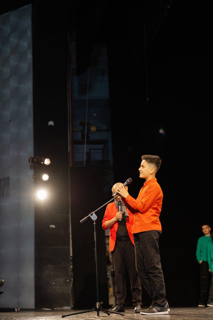 В Баку разгорелась битва смеха и креатива Юниор Лиги КВН сезона 2025–2026