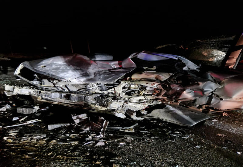 В Зардабе столкнулись два автомобиля