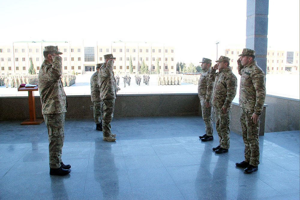 В Азербайджанской армии отмечены День солидарности азербайджанцев мира и Новый год
