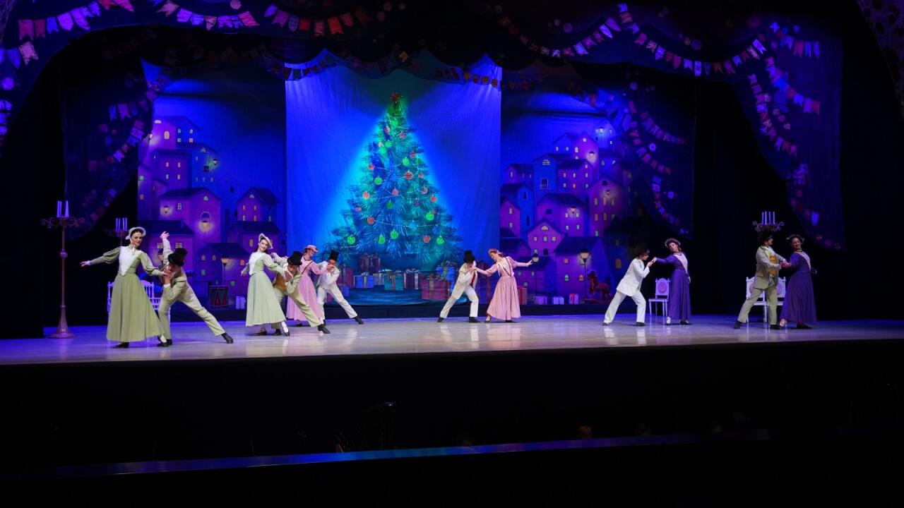 В Баку состоялся показ балета "Щелкунчик"