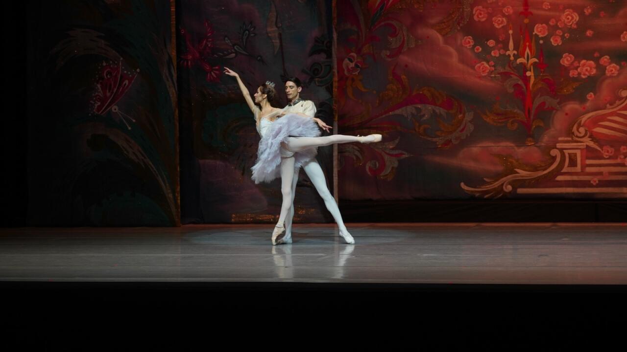 В Баку состоялся показ балета "Щелкунчик"