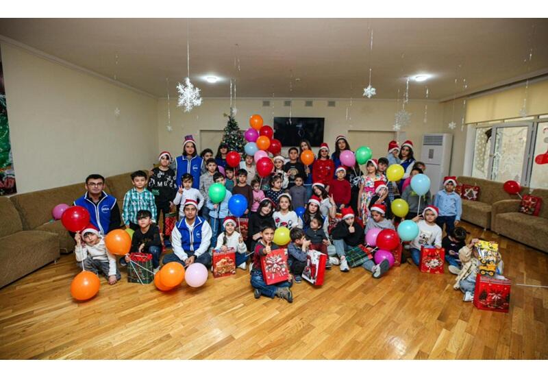 Heydər Əliyev Fondunun vitse-prezidenti Leyla Əliyevanın təşəbbüsü ilə bir sıra uşaq müəssisələrində Yeni il tədbiri keçirilib
