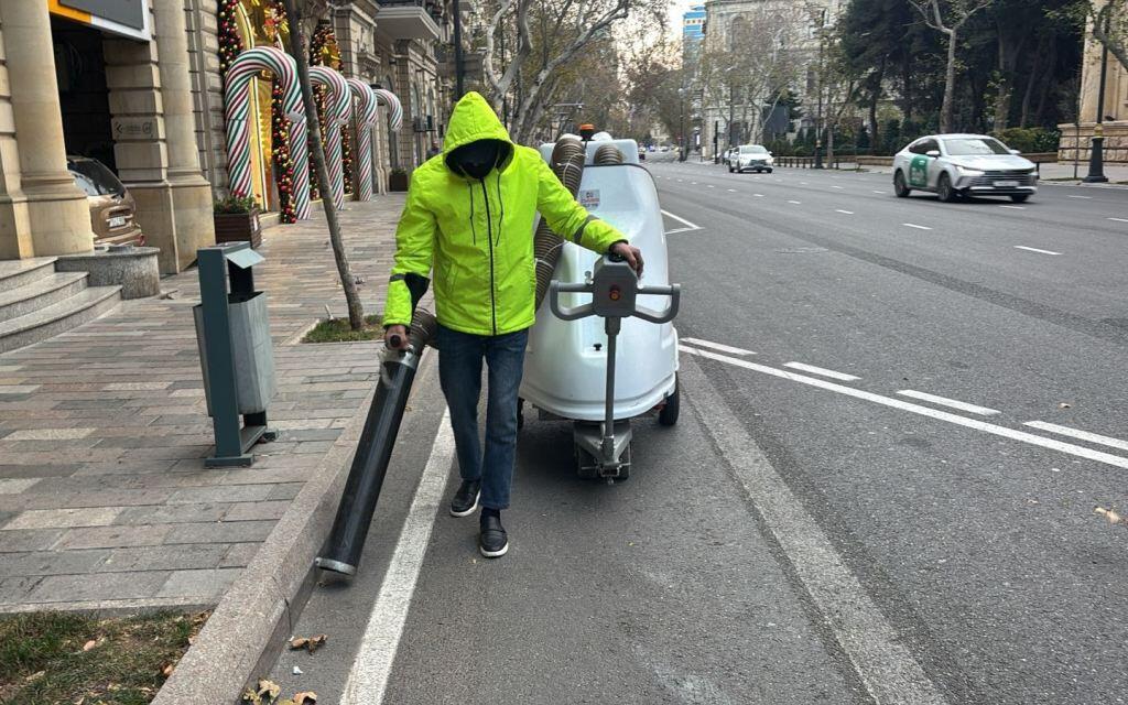 Баку встретил новогоднее утро чистым и аккуратным