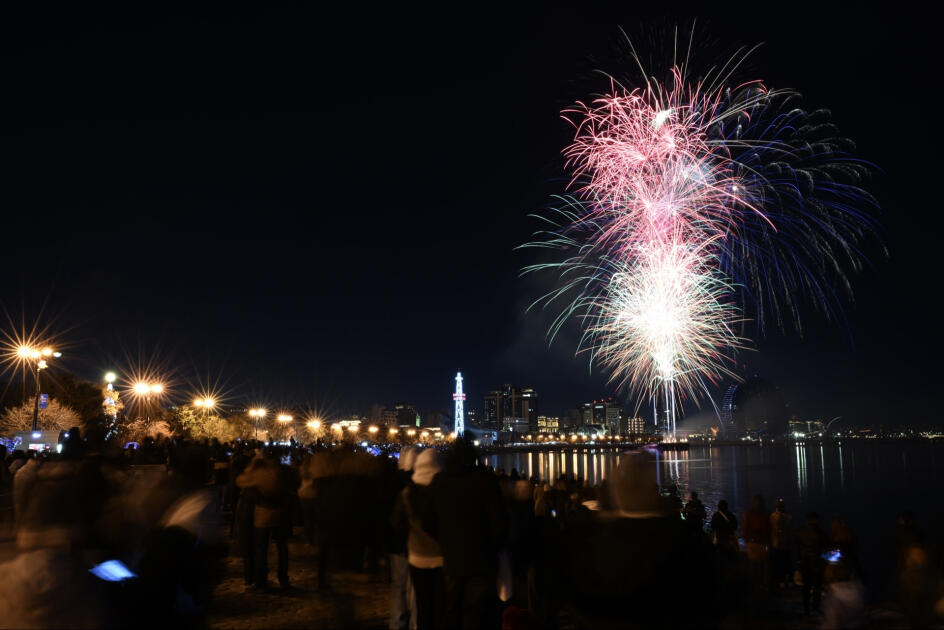 Праздничный салют в Баку по случаю Нового года