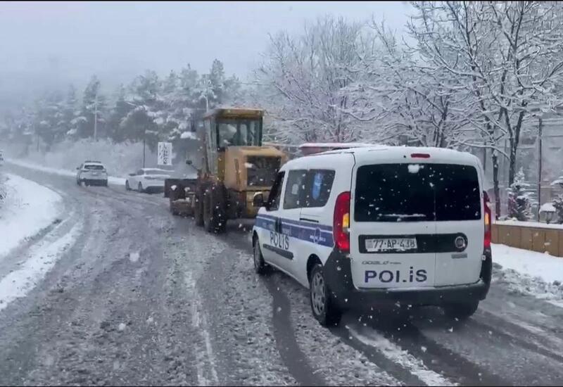 МВД Азербайджана об очистке дорог в регионах от снега и льда
