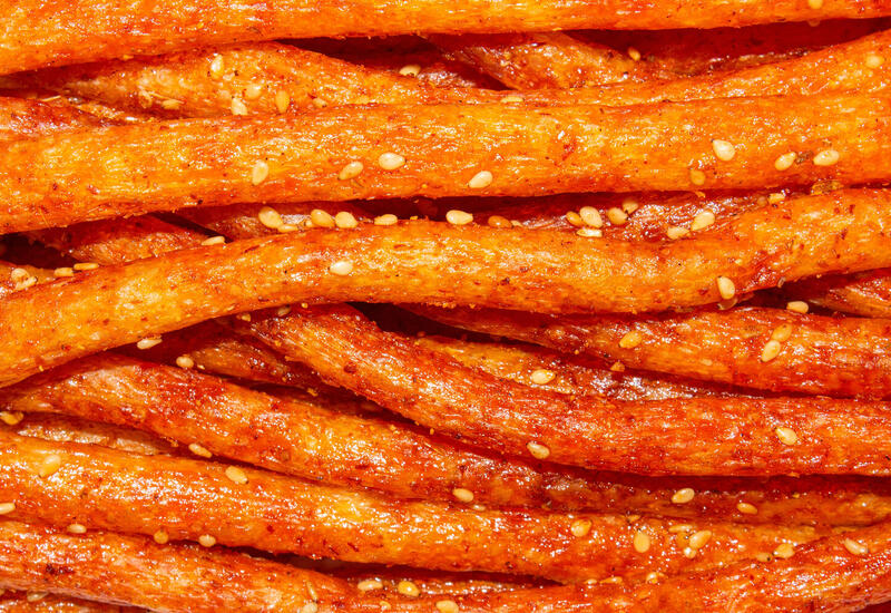 Ученые предупредили об опасности популярного китайского снека для детей