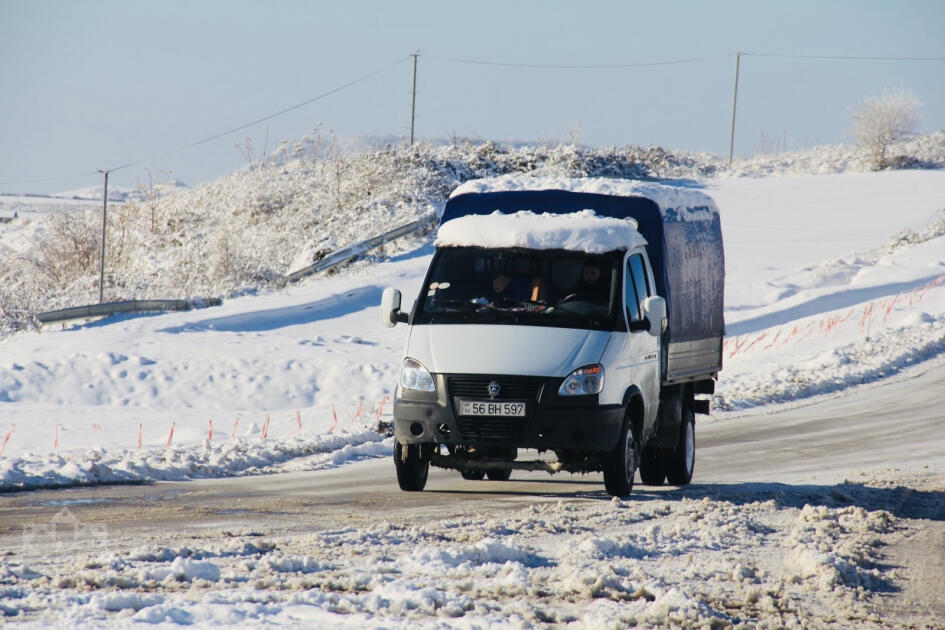Агсуинский перевал вновь покрылся льдом