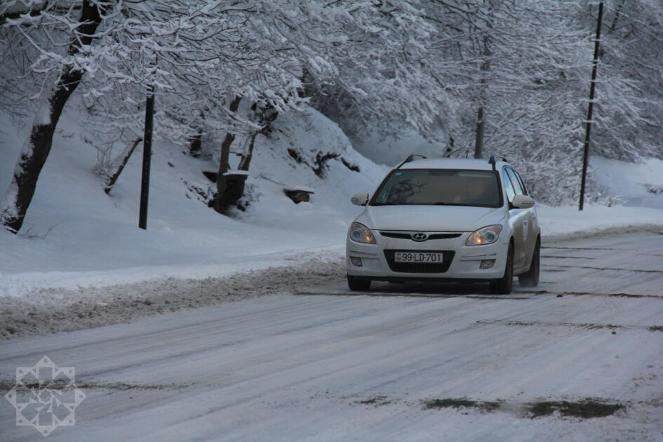 Агсуинский перевал вновь покрылся льдом