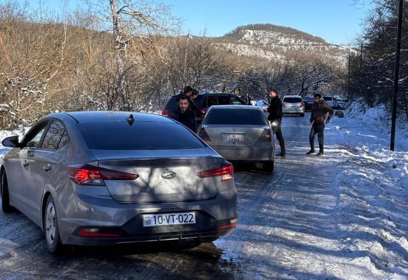 Ağsu dolaylarında nəqliyyatın hərəkəti tamamilə dayanıb