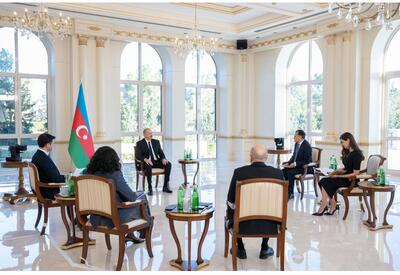 Президент Ильхам Алиев дал интервью местным телеканалам - ФОТО - ВИДЕО