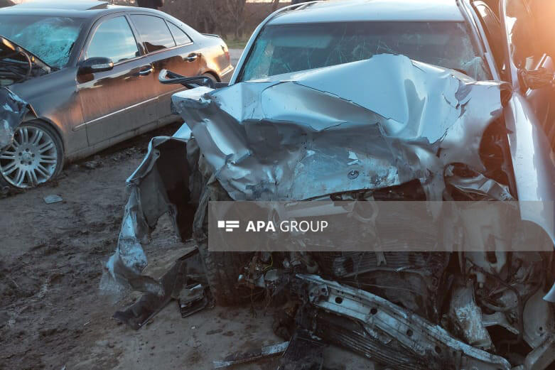 Тяжелое ДТП в Сальяне, есть погибшие и пострадавшие