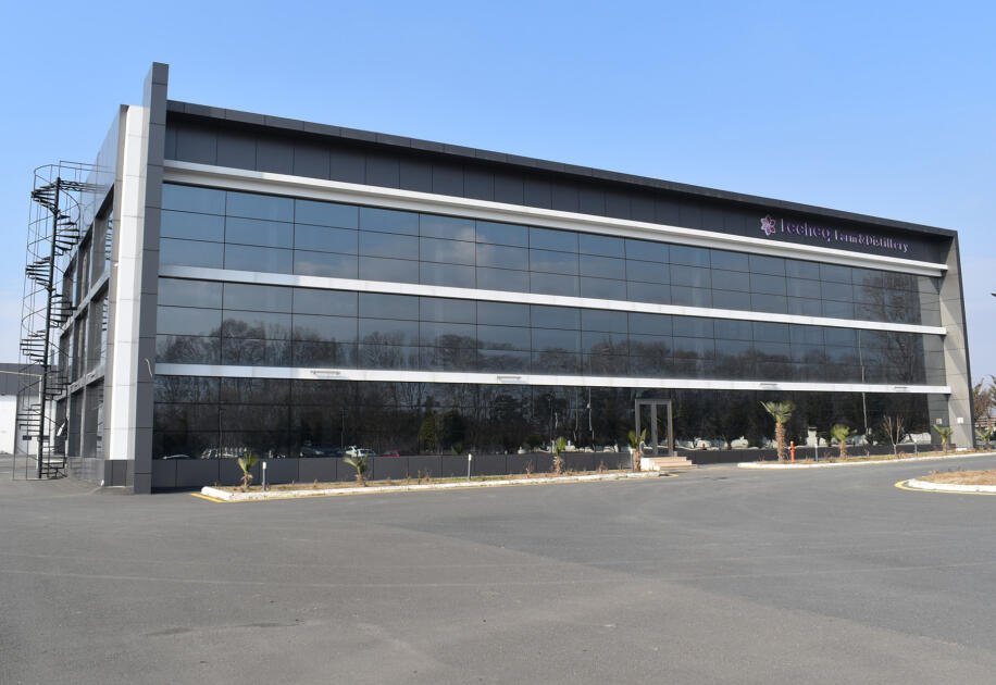 Розовое масло из Загаталы вышло на рынки Европы и арабских стран