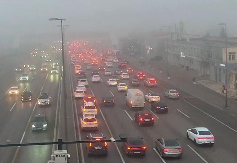 Sürücülərin NƏZƏRİNƏ: Bakıda bu yollarda sıxlıq var