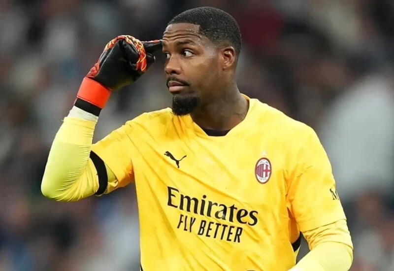 "Милан" близок к продлению контракта с Меньяном