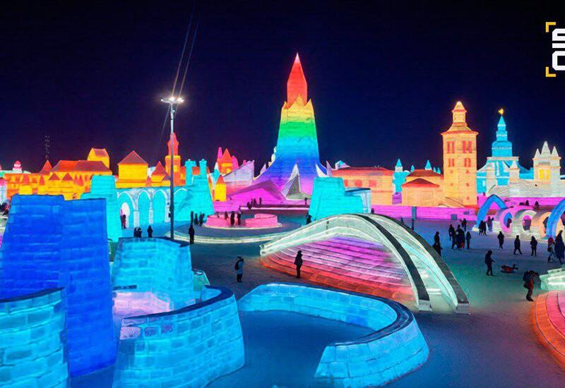 В китайском Харбине построили ледяной город