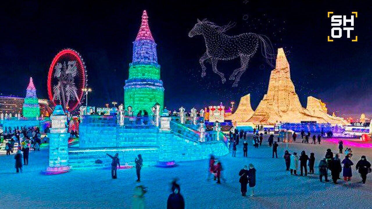 В китайском Харбине построили ледяной город