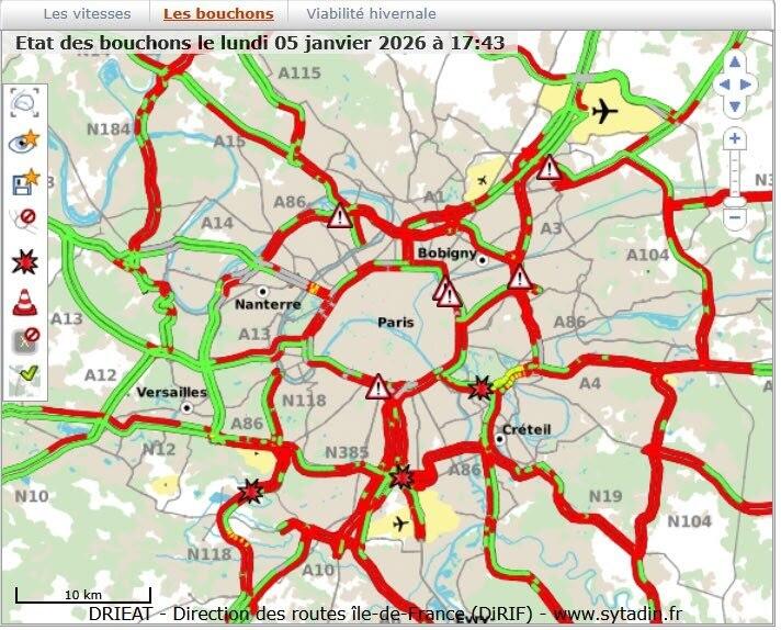 Транспортный коллапс произошел в Париже