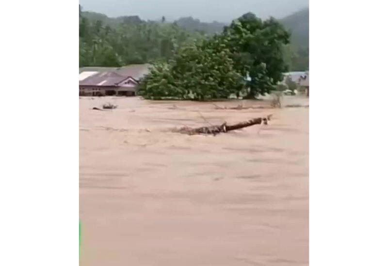 В Индонезии снова наводнения