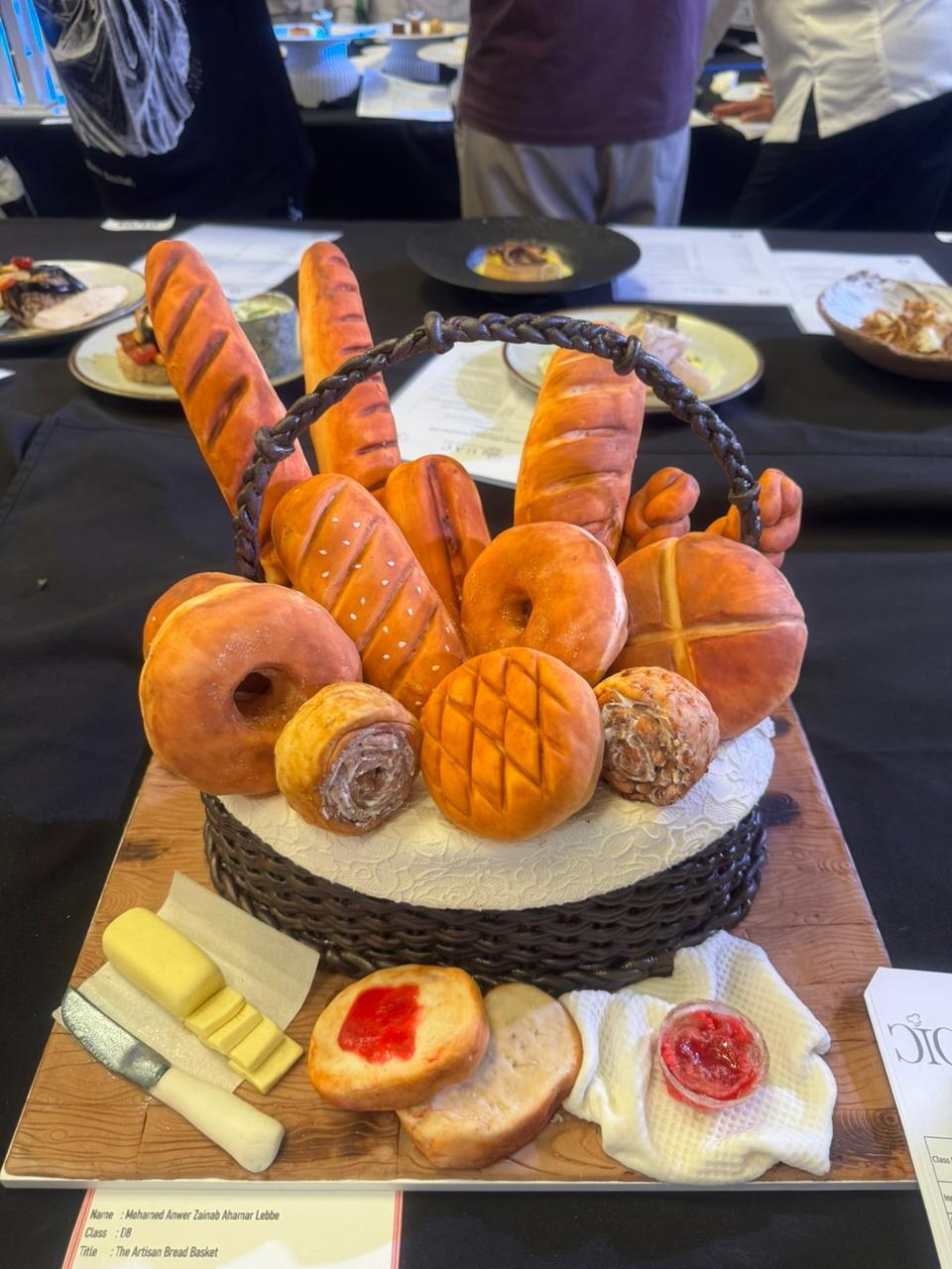 Мастерство азербайджанских кулинаров отмечено медалями международного чемпионата в ОАЭ