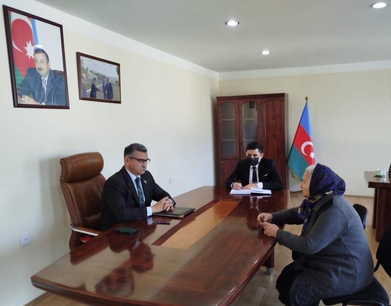 Novruzəli Aslanov İsmayıllıda vətəndaşlarla görüşüb