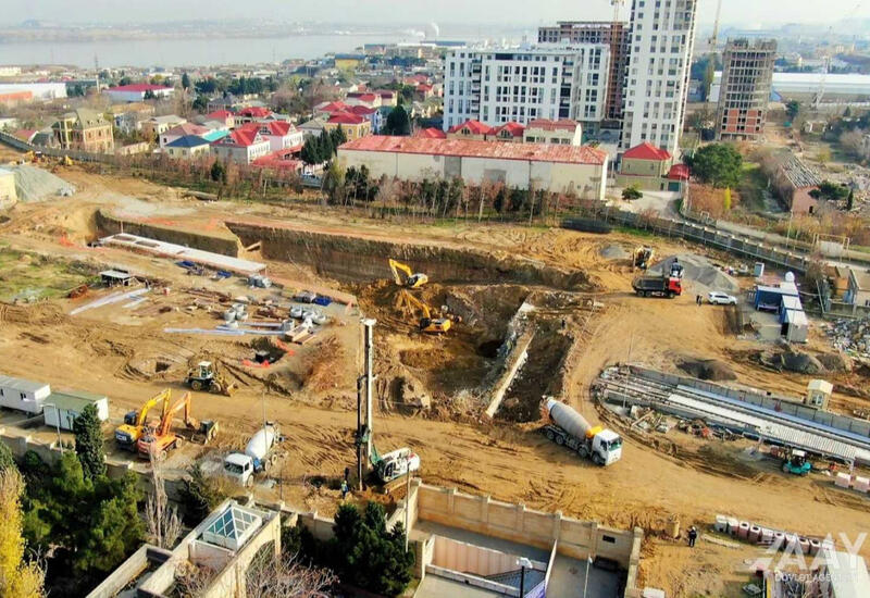 В Баку началось строительство новых автомобильного и пешеходного тоннелей