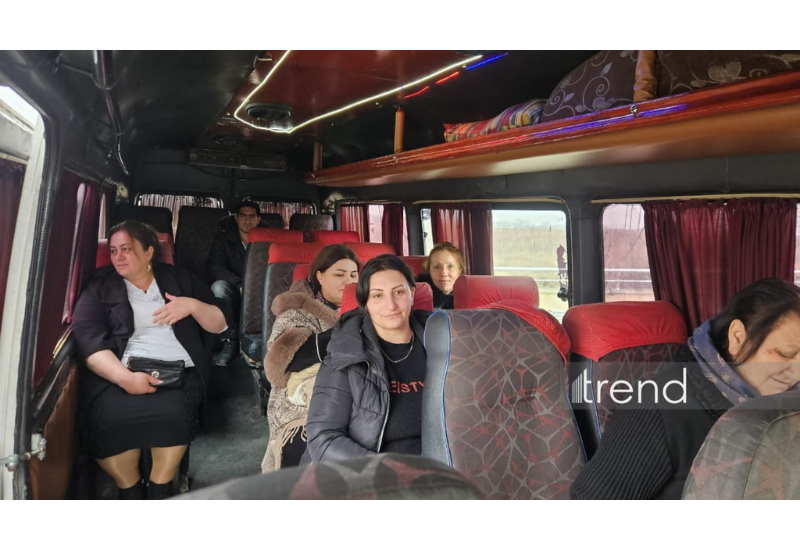 В села Агдеринского района возвращается первая группа переселенцев