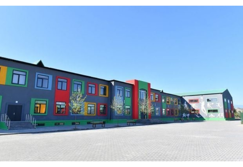 Полная средняя школа села Агалы оснащена современной инфраструктурой