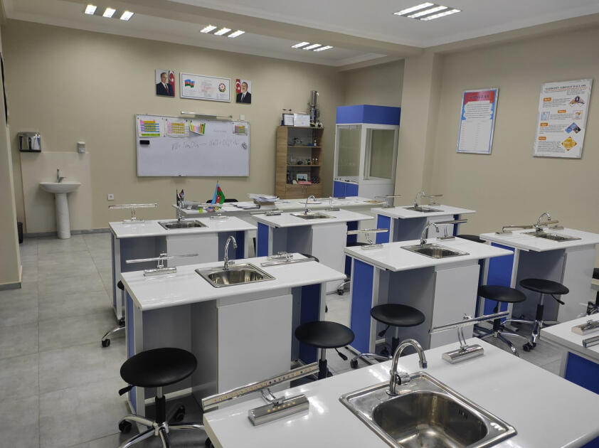 Полная средняя школа села Агалы оснащена современной инфраструктурой