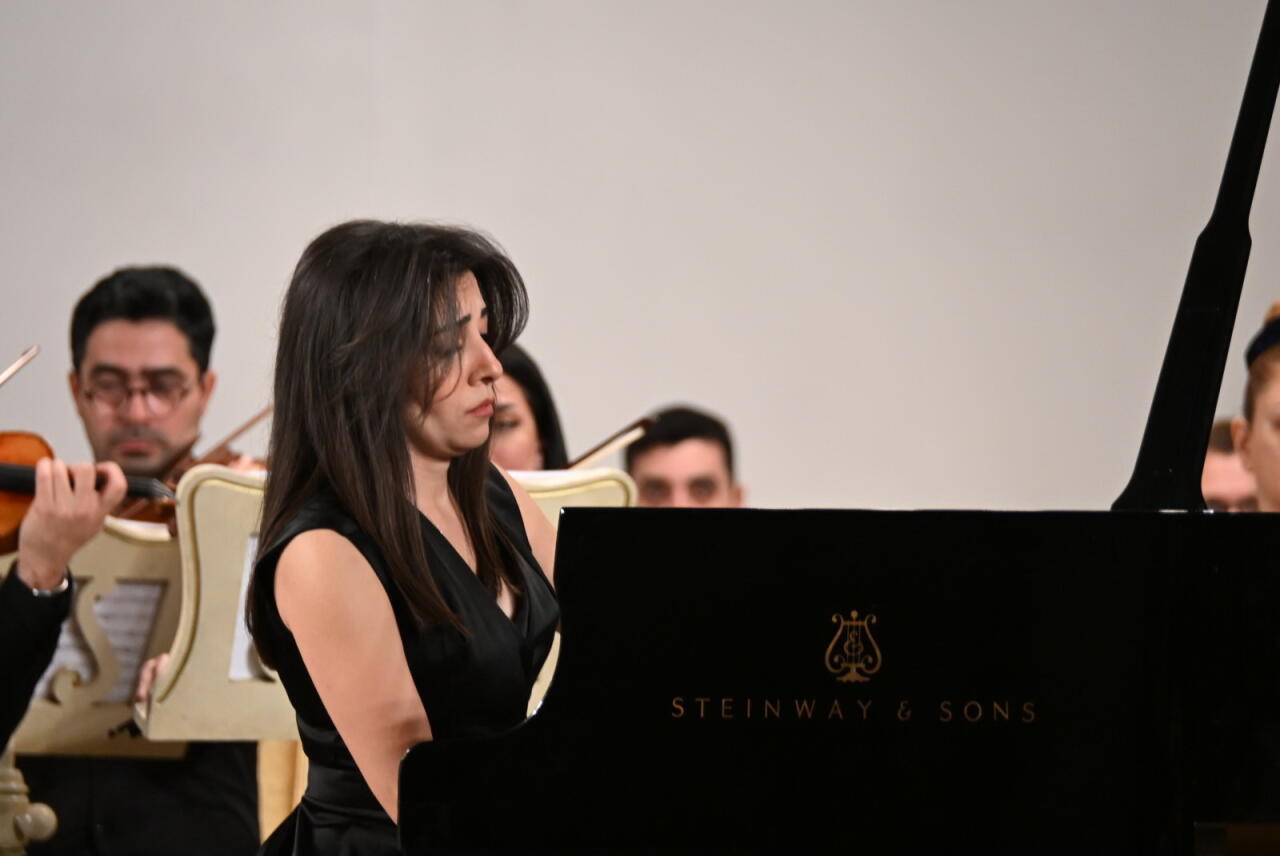 Моцарт LIVE перенес Баку в XVIII век – эмоции и изящество гениальной музыки