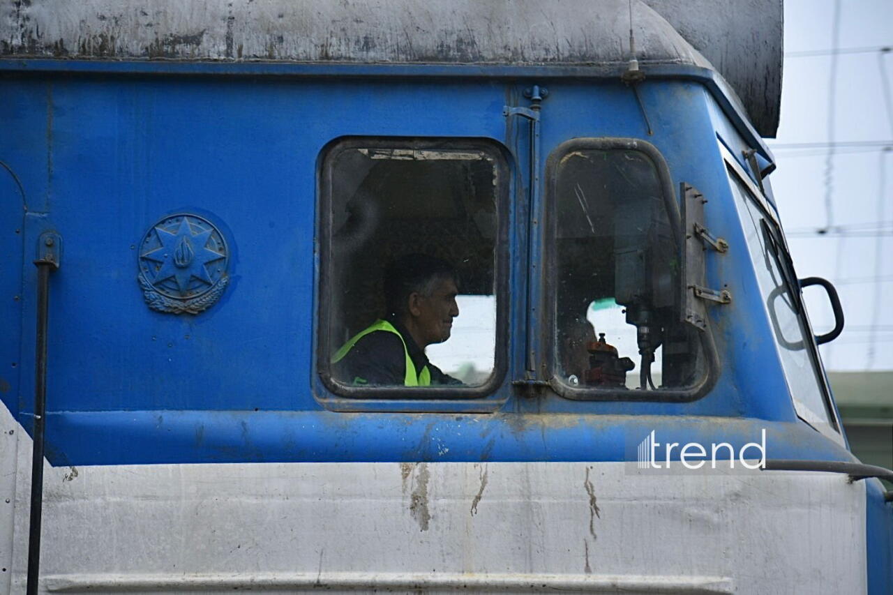 Азербайджан отправил в Армению очередную партию нефтепродуктов