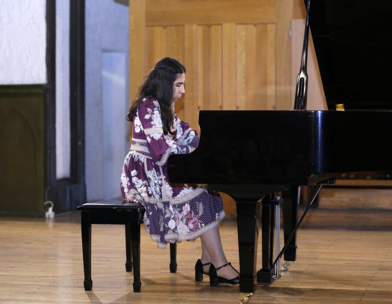 В Баку состоялись гала-концерт и церемония награждения лауреатов музыкального фестиваля "Симург"