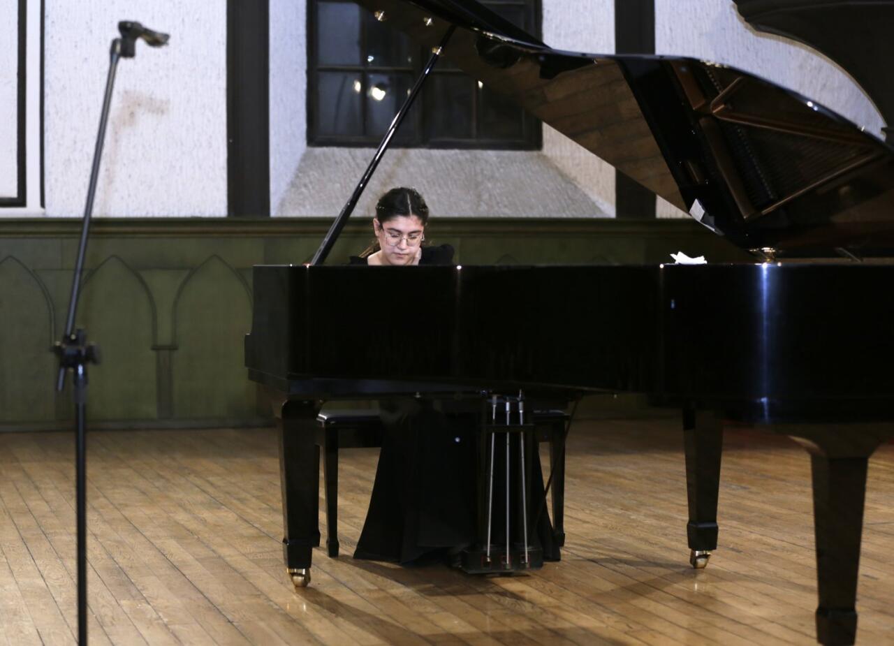 В Баку состоялись гала-концерт и церемония награждения лауреатов музыкального фестиваля "Симург"