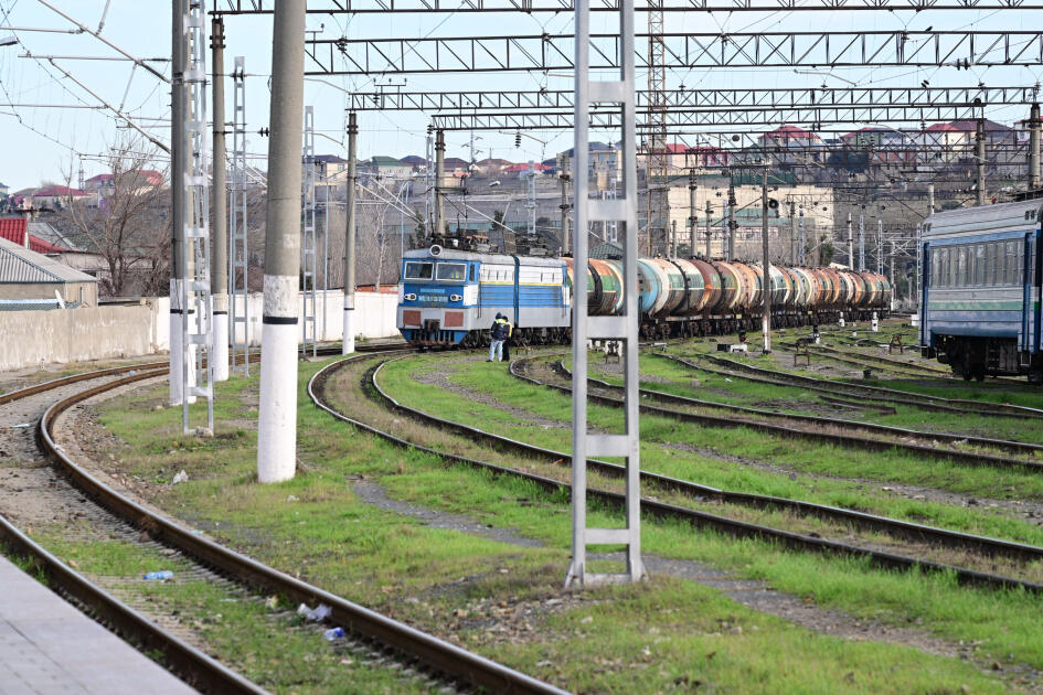 Азербайджан отправил в Армению очередную партию нефтепродуктов