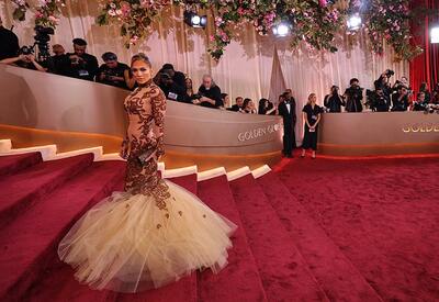 Названы самые худшие наряды звезд на премии «Золотой глобус»