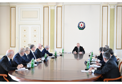 Под председательством Президента Ильхама Алиева состоялось совещание, посвященное Государственной программе по совершенствованию систем водоснабжения, сточных и дождевых вод  - ФОТО - ВИДЕО