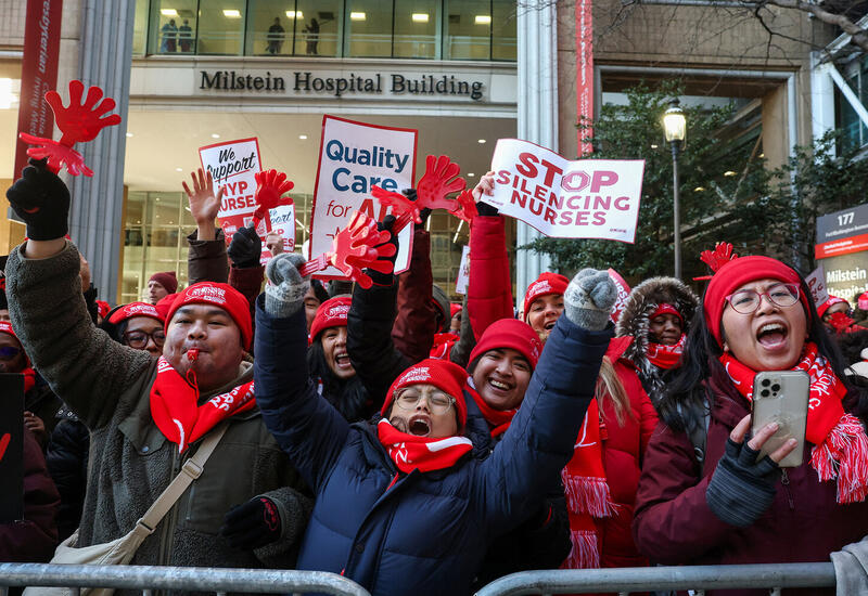 В Нью-Йорке проходит крупнейшая забастовка медсестер в истории