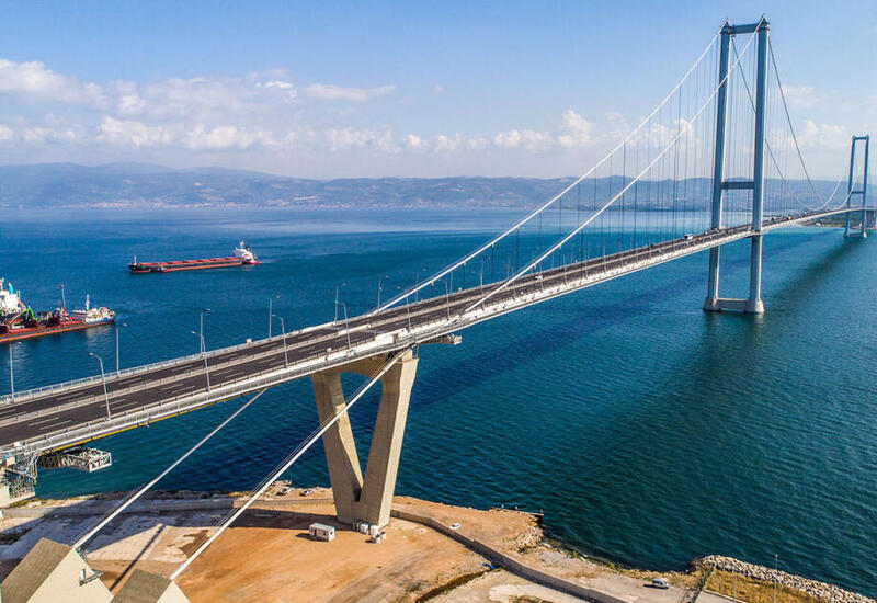 Может ли в Баку появиться мост через Каспий?