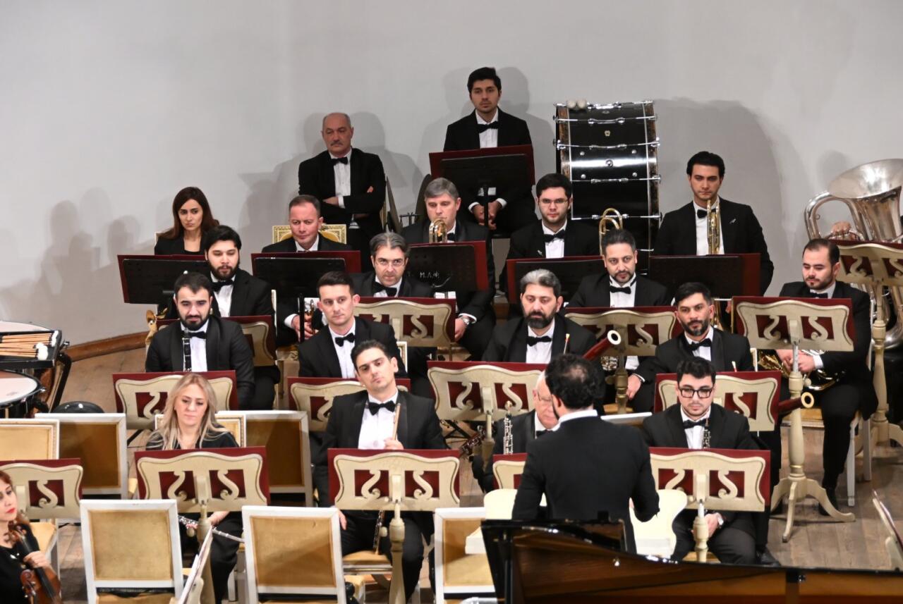 В Баку состоялся праздник симфонической музыки - в мир героических образов и сказочной фантазии