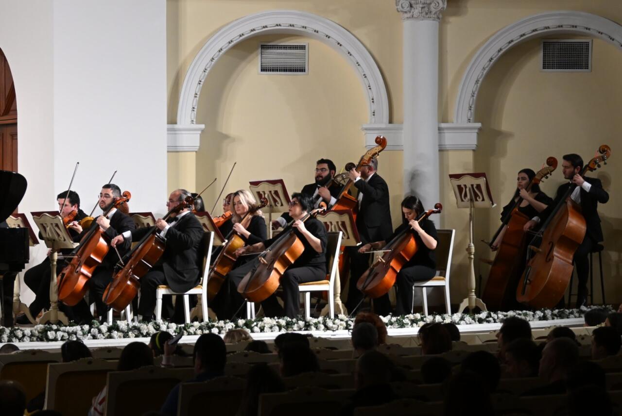 В Баку состоялся праздник симфонической музыки - в мир героических образов и сказочной фантазии