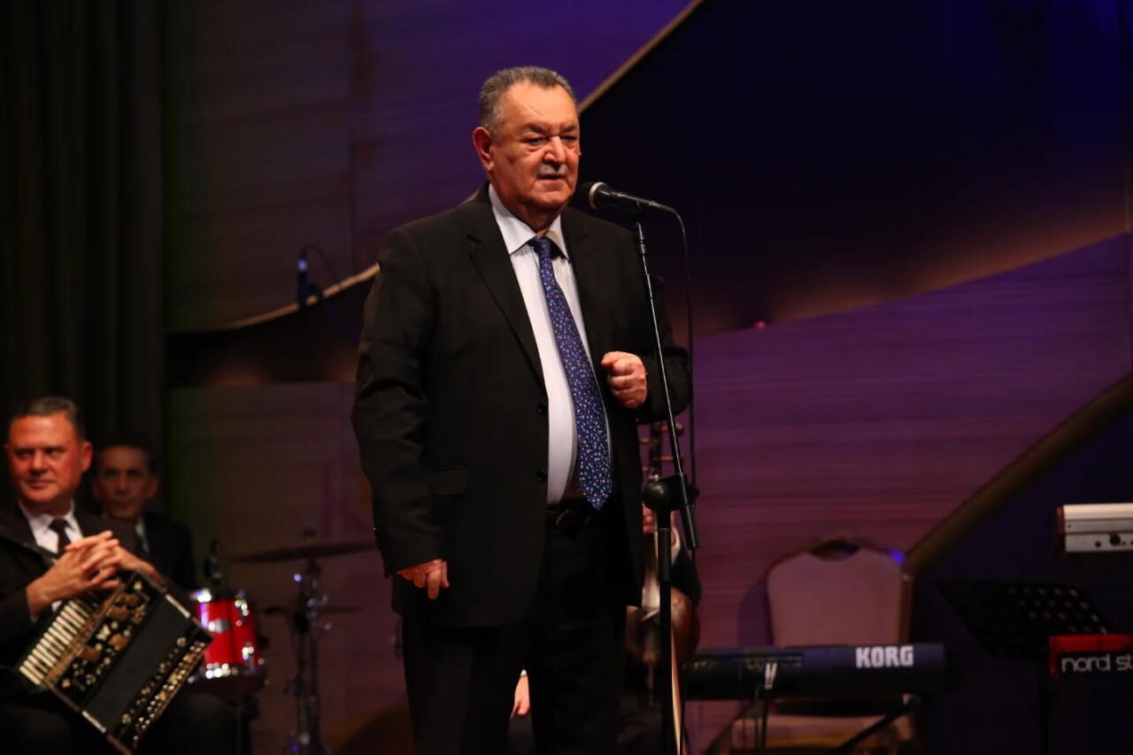 Кларнет, балабан и сцена - отмечен юбилей Хакима Абдуллаева