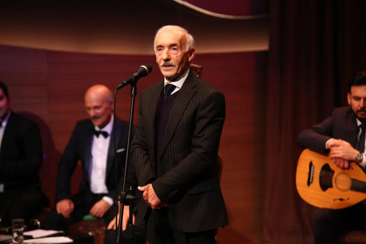 Кларнет, балабан и сцена - отмечен юбилей Хакима Абдуллаева