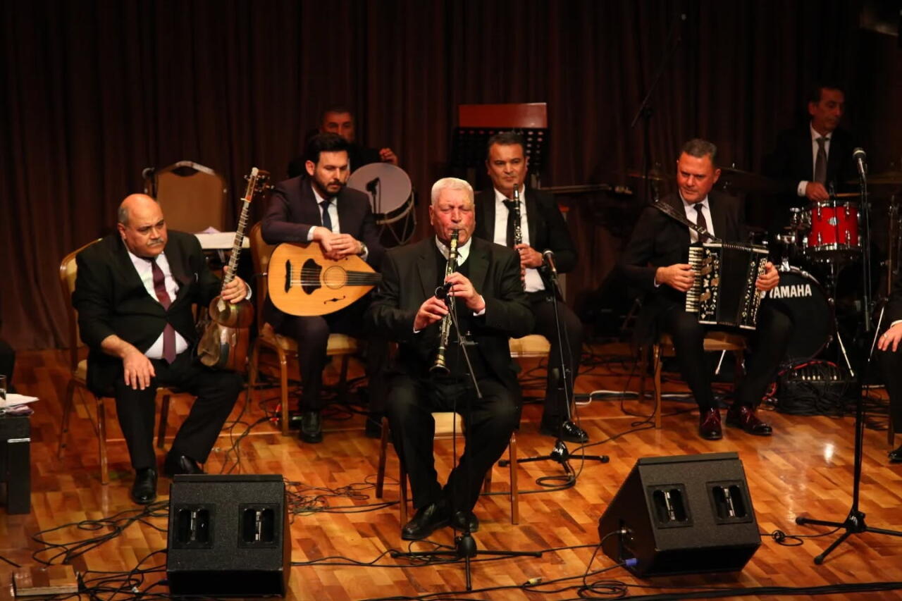 Кларнет, балабан и сцена - отмечен юбилей Хакима Абдуллаева