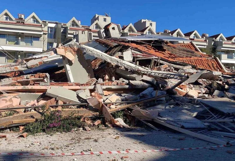 В Турции обрушилось здание отеля