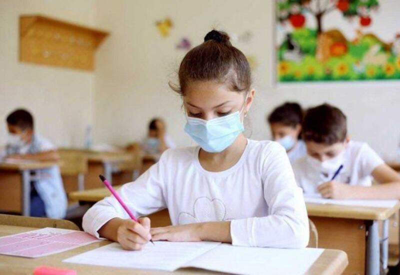 Перейдут ли школы на дистанционку из-за роста заболеваемости?