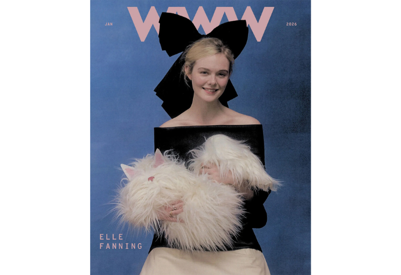 Эль Фаннинг снялась с котом на руках для глянца