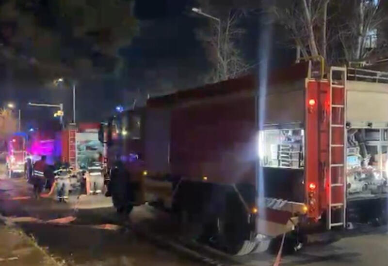 В Ясамальском районе Баку вспыхнул пожар